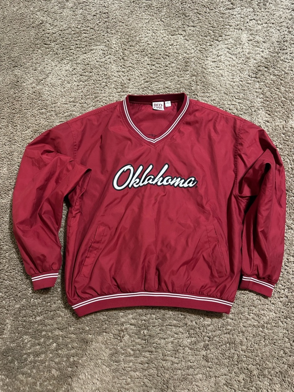 Vintage NCAA Oklahoma Sooners “triple maroon” pullover 00s size xl